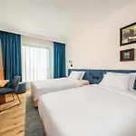 Hampton By Hilton Airport فندق فروتسواف