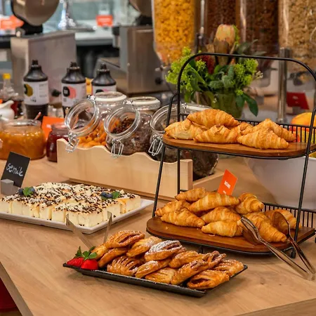 Hampton By Hilton Airport Otel Wroclaw